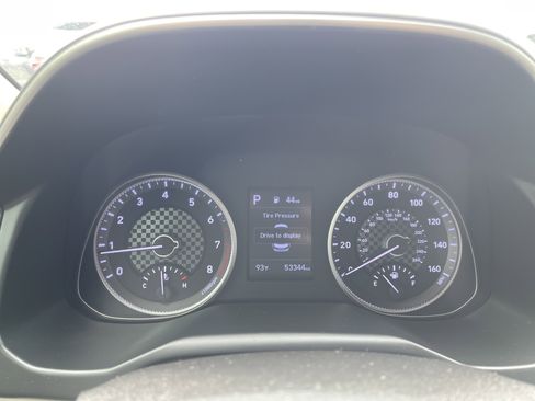 Used 2020 Hyundai Elantra SE FWD image 19