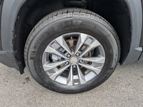 Used 2026 Chevrolet Equinox LT w/ LPO, Floor Liner Package AWD/4WD image 12