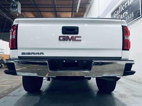 Used 2016 GMC Sierra 1500 2WD Crew Cab w/ Sierra Appearance Package image 9