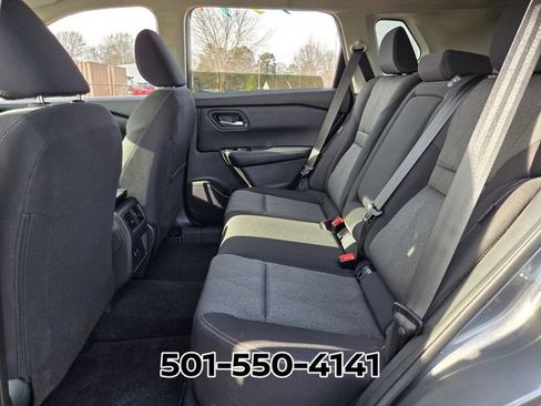 Used 2026 Nissan Rogue SV image 12