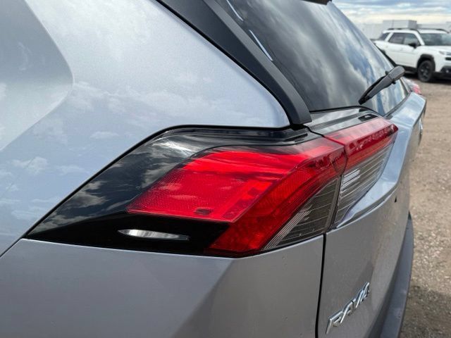 Used 2024 Toyota RAV4 XLE AWD/4WD image 12
