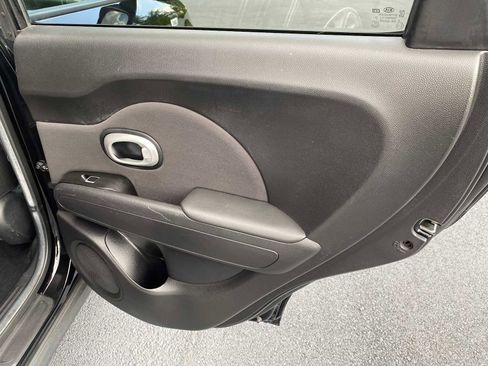 Used 2019 Kia Soul + image 31