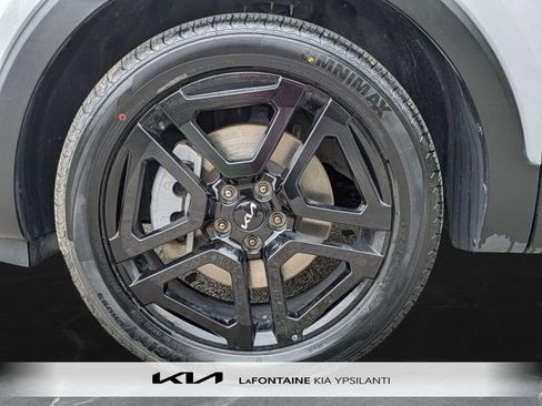 Certified 2024 Kia Telluride SX Prestige X-Line AWD/4WD image 35