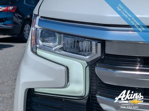 Used 2024 Chevrolet Silverado 1500 High Country w/ Technology Package RWD image 11