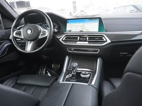 Used 2022 BMW X6 M50i w/ Executive Package image 39
