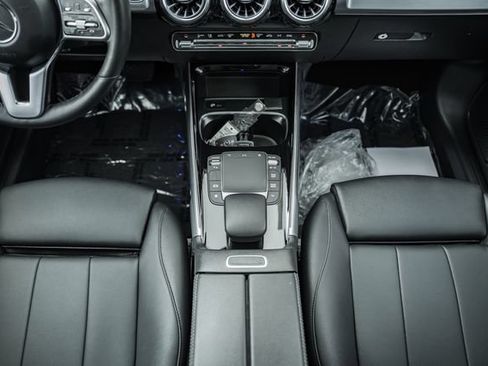 Certified 2023 Mercedes-Benz GLB 250 4MATIC image 25