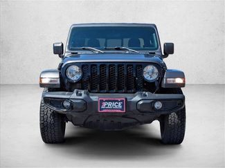 Used 2023 Jeep Gladiator Sport AWD/4WD video 3