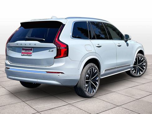 New 2027 Volvo XC90 B6 Plus AWD/4WD image 4