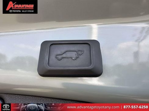 Used 2023 Toyota RAV4 XLE w/ Convenience Package AWD/4WD image 17