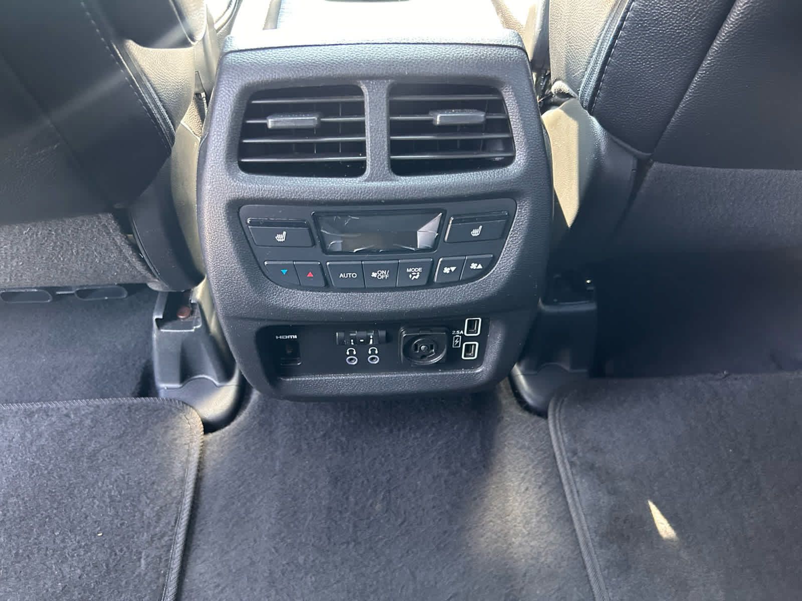 Used 2019 Honda Pilot Touring image 24