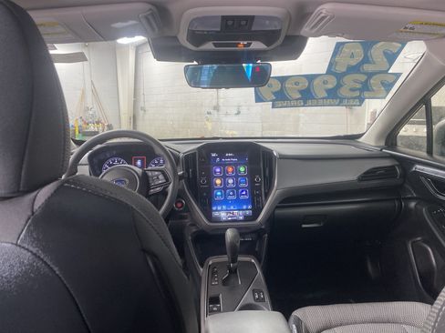 Used 2024 Subaru Crosstrek 2.0i Premium AWD/4WD image 16