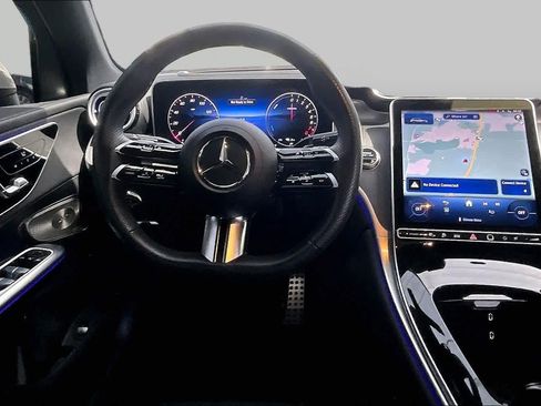 Certified 2025 Mercedes-Benz GLC 350e 4MATIC image 6