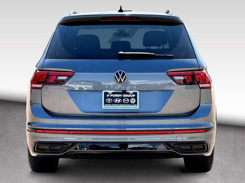 Certified 2023 Volkswagen Tiguan SE R-Line FWD image 7