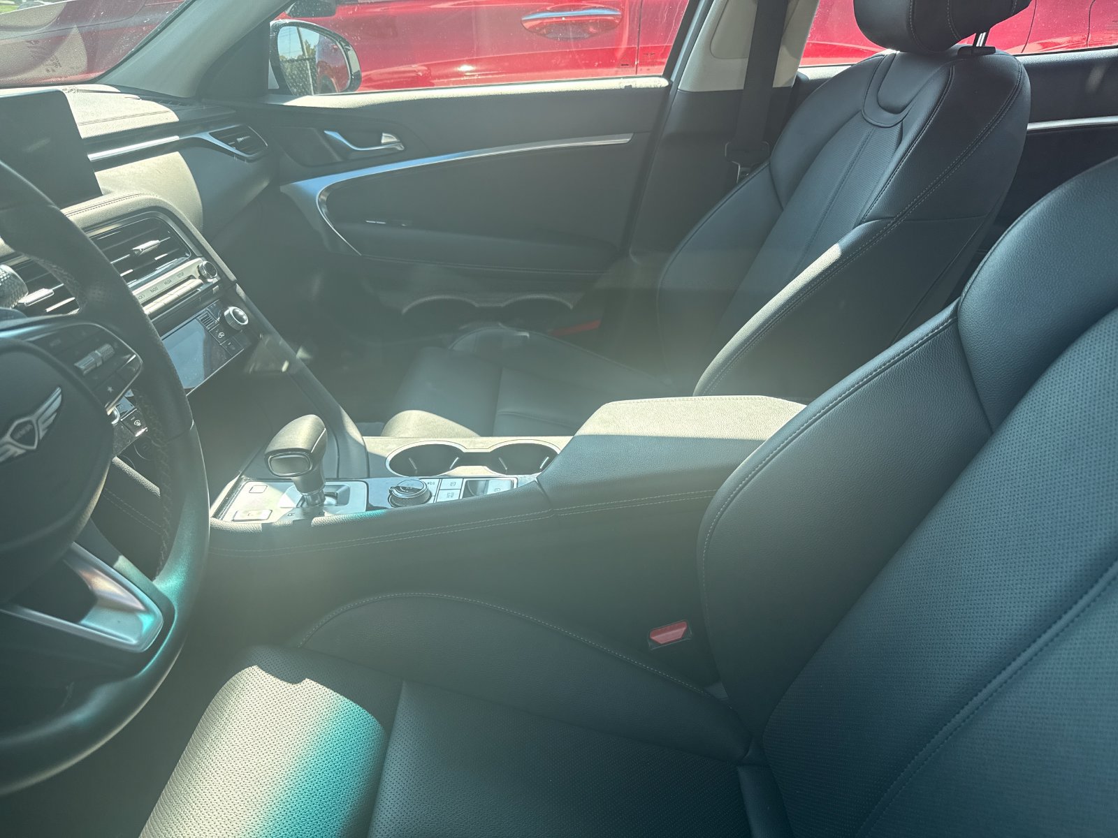 Used 2025 Genesis G70 2.5T RWD image 9