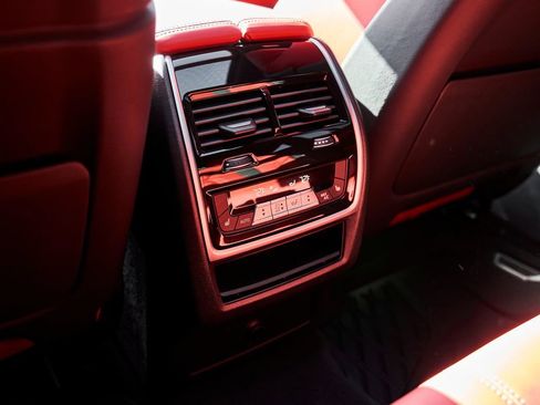 Used 2026 BMW X6 M Competition w/ Executive Package image 53