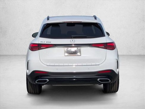 New 2026 Mercedes-Benz GLC 300 image 8