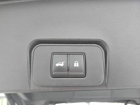 Certified 2023 Nissan Rogue SV w/ SV Premium B Package FWD image 13