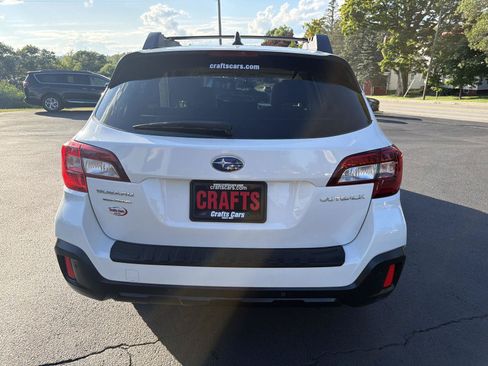Used 2018 Subaru Outback 2.5i Limited AWD/4WD image 4