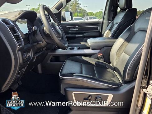 Used 2025 RAM 1500 Laramie AWD/4WD image 5
