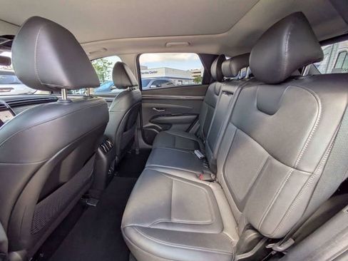 Used 2023 Hyundai Tucson Limited FWD image 12
