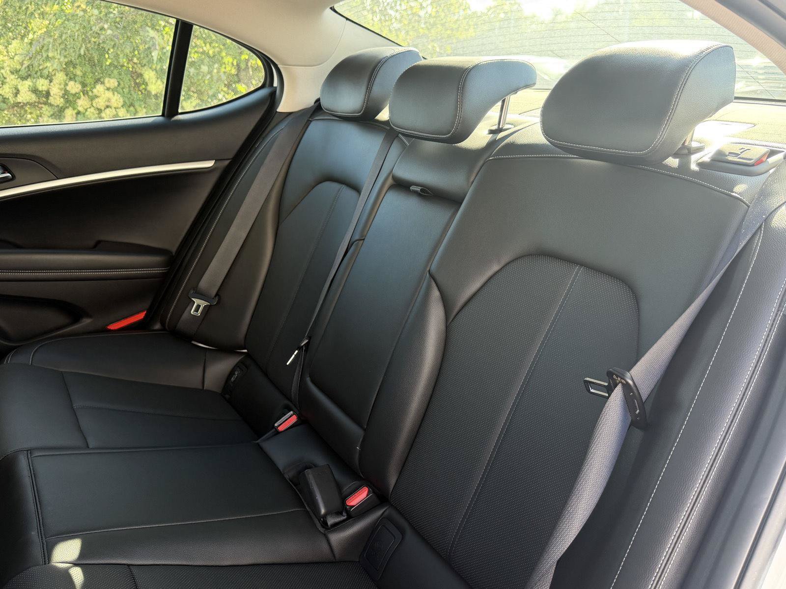 Used 2026 Genesis G70 2.5T RWD image 32