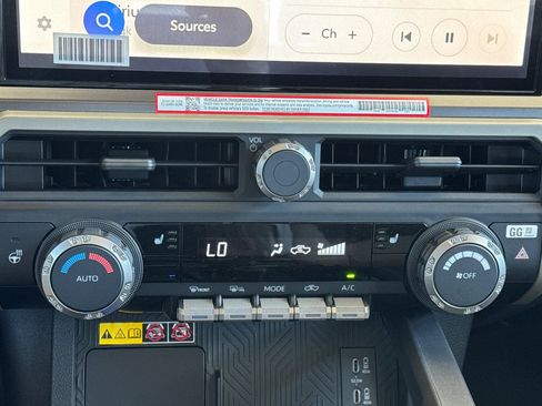 New 2025 Toyota Tacoma TRD Off-Road image 19