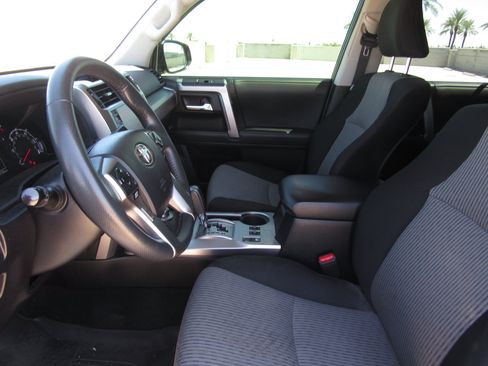 Used 2021 Toyota 4Runner SR5 AWD/4WD image 14