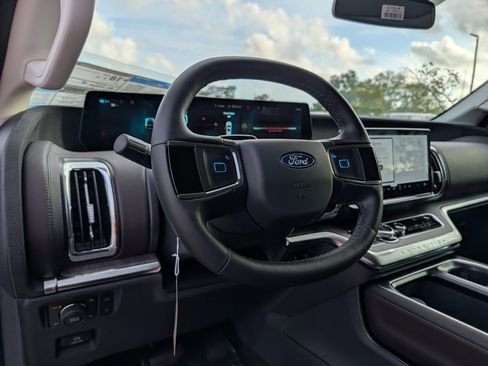 New 2026 Ford Expedition Max Platinum AWD/4WD image 35