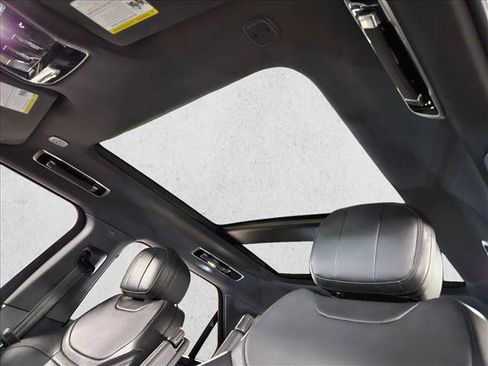 Used 2024 Land Rover Range Rover Sport Dynamic SE image 16