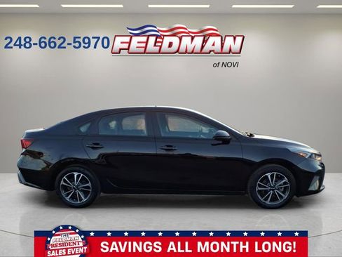 Used 2023 Kia Forte LXS image 7