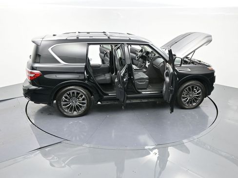 Used 2024 Nissan Armada Platinum w/ Captain's Chairs Package image 28