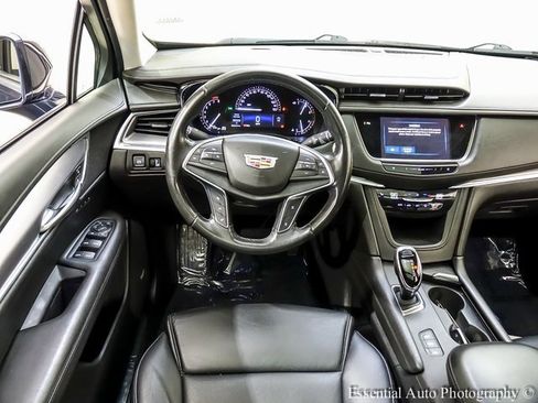 Used 2019 Cadillac XT5 Luxury image 12