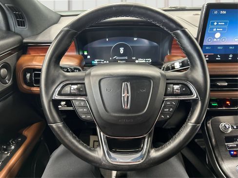 Used 2021 Lincoln Nautilus Reserve w/ Cargo Utility Package AWD/4WD image 17