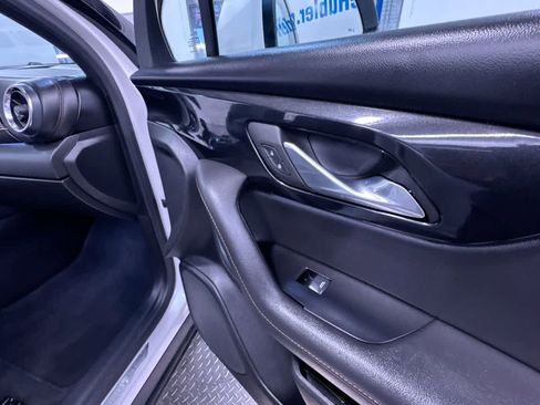 Used 2022 Chevrolet Blazer Premier image 36