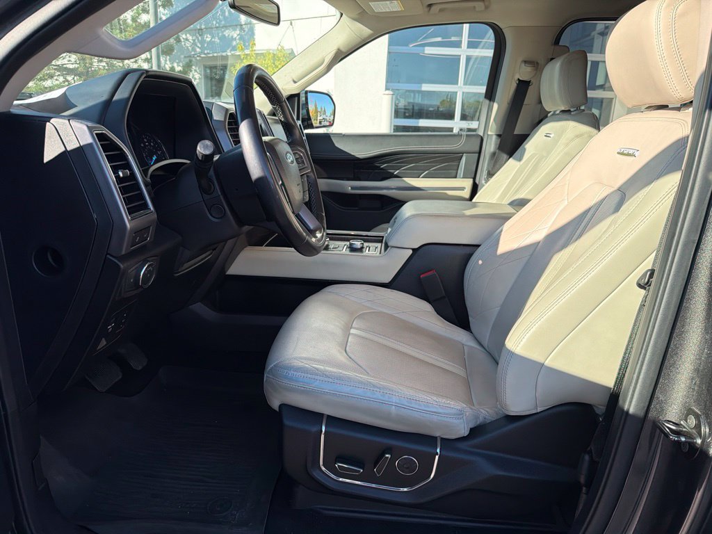 Used 2020 Ford Expedition Max Platinum AWD/4WD image 10