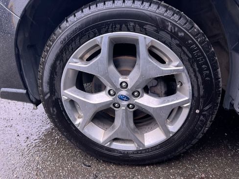 Used 2017 Subaru Forester 2.5i Touring AWD/4WD image 10
