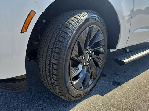 New 2026 Lincoln Navigator L Reserve w/ Jet Appearance Package AWD/4WD image 34