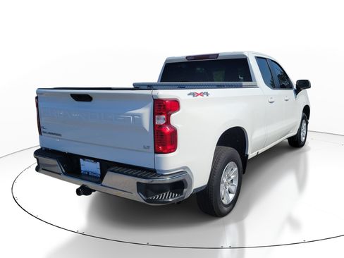 Used 2021 Chevrolet Silverado 1500 LT w/ Bed Protection Package AWD/4WD image 6