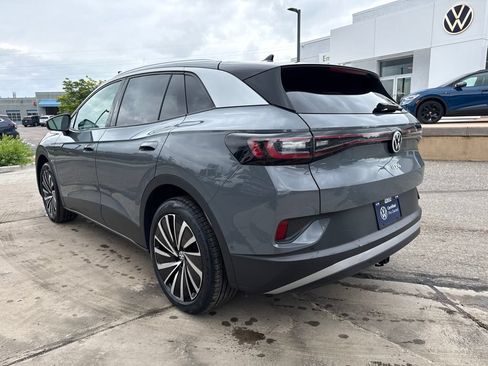 Certified 2023 Volkswagen ID.4 Pro S Plus AWD/4WD image 4