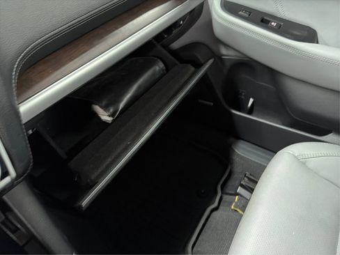 Used 2019 Subaru Outback 2.5i Limited AWD/4WD image 28