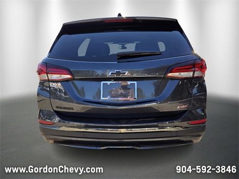 Certified 2022 Chevrolet Equinox RS w/ Infotainment Package image 4