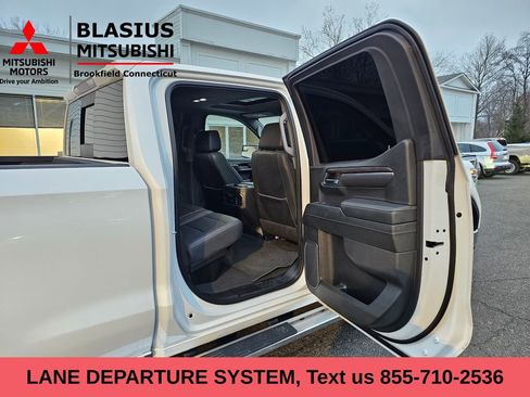 Used 2023 GMC Sierra 1500 SLT w/ SLT Convenience Package image 16