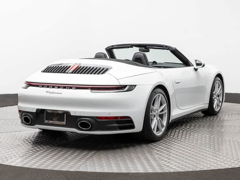 Used 2020 Porsche 911 Carrera RWD image 24