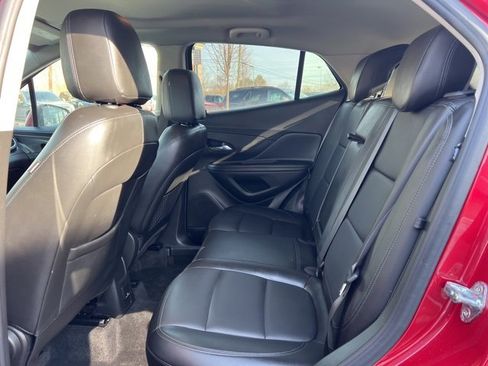 Used 2018 Buick Encore Premium image 17