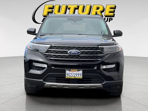 Certified 2022 Ford Explorer XLT w/ Equipment Group 202A AWD/4WD image 8