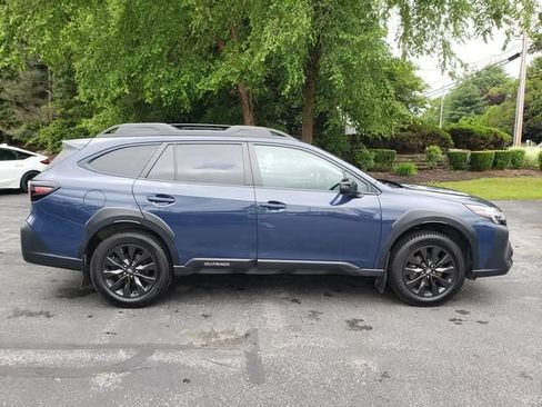 Used 2023 Subaru Outback Onyx Edition AWD/4WD image 2