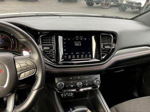 Used 2023 Dodge Durango GT image 6
