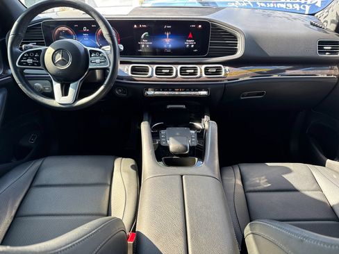 Used 2021 Mercedes-Benz GLE 450 4MATIC w/ AMG Line Exterior image 12