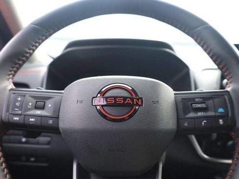 Certified 2025 Nissan Rogue SV AWD/4WD image 9