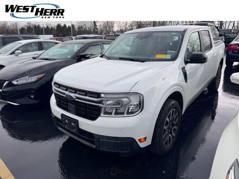 Used 2024 Ford Maverick Lariat image 1